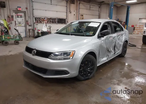 2014 Volkswagen Jetta 2.0L S from USA, damaged, VIN 3VW2K7AJ0EM208965